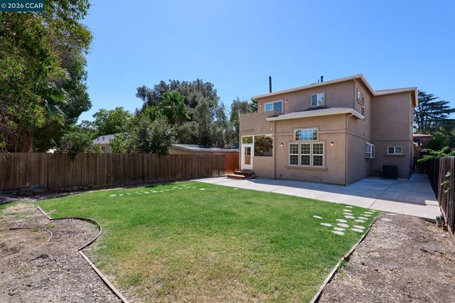 2841 Sunset Ln, Antioch, CA 94509