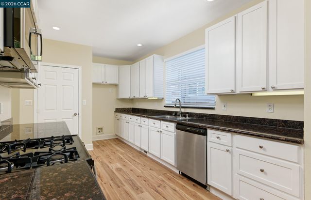 2841 Sunset Ln, Antioch, CA 94509