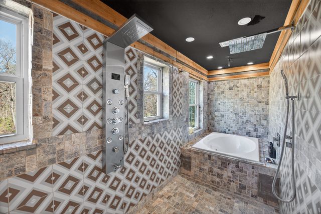 795 Pine Rd, Pikeville, TN 37367