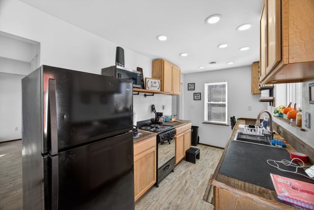 795 Pine Rd, Pikeville, TN 37367