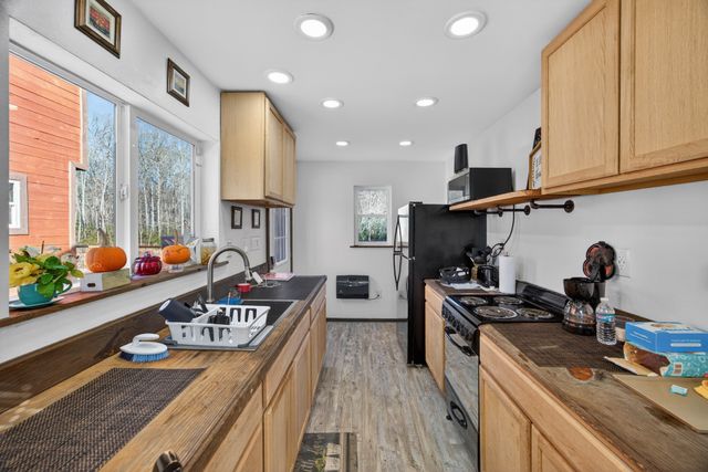 795 Pine Rd, Pikeville, TN 37367