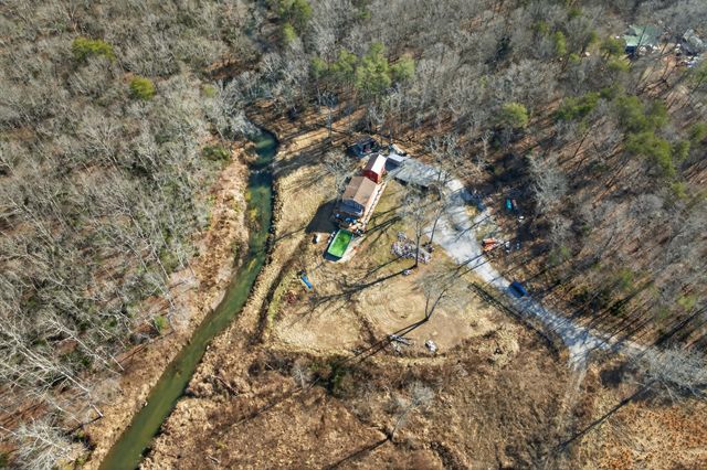 795 Pine Rd, Pikeville, TN 37367