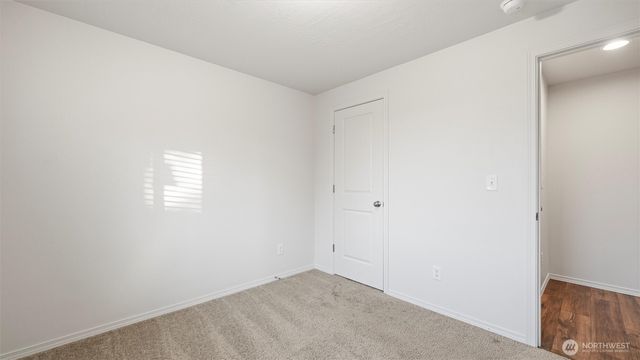 1029 W Sequoia Road, Moses Lake, WA 98837