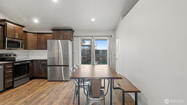 1029 W Sequoia Road, Moses Lake, WA 98837