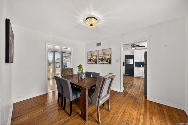 315 beverly, San Antonio, TX 78228