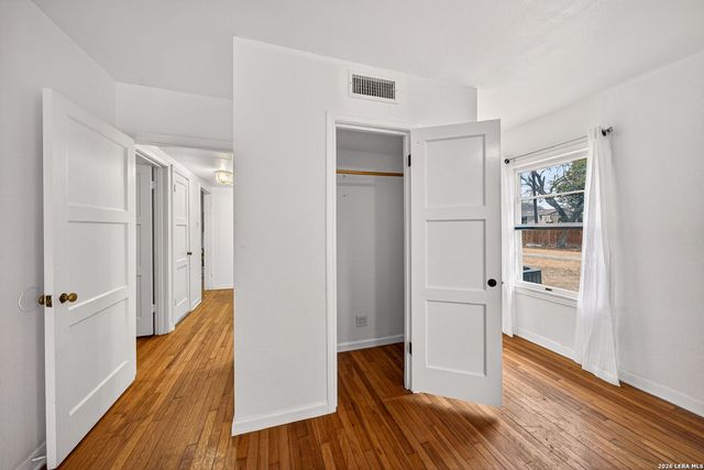 315 beverly, San Antonio, TX 78228