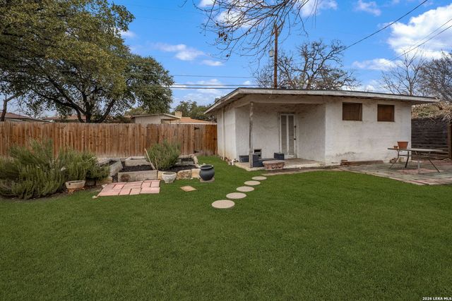 315 beverly, San Antonio, TX 78228