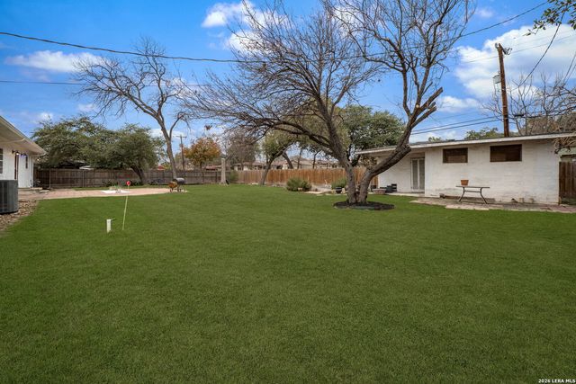 315 beverly, San Antonio, TX 78228