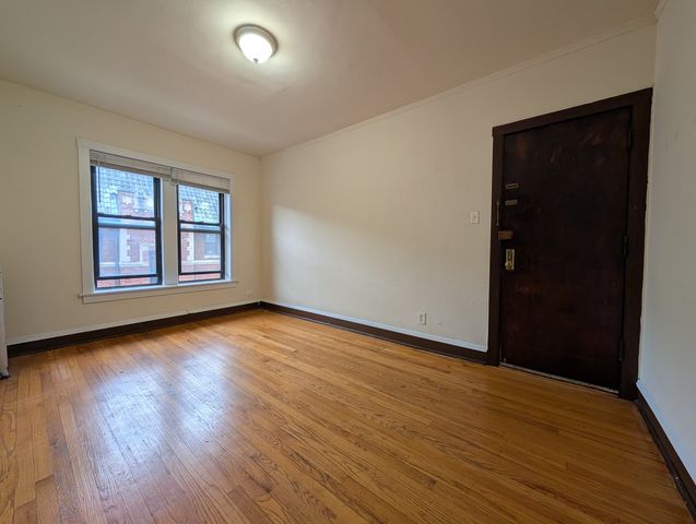 3312 W Schubert Avenue 3AA, Chicago, IL 60647