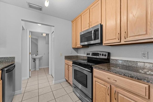 104 COQUINA BAY DRIVE, St Petersburg, FL 33705