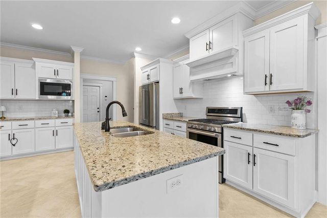 9583 Kasey Court, Daphne, AL 36526