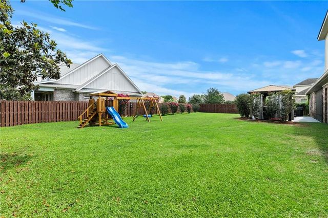 9583 Kasey Court, Daphne, AL 36526