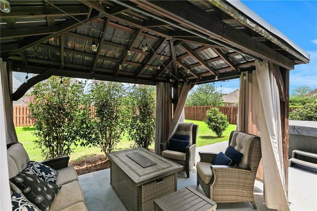 9583 Kasey Court, Daphne, AL 36526