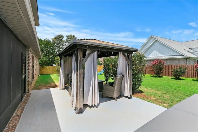 9583 Kasey Court, Daphne, AL 36526