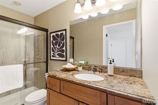 7742 Burr Oak Lane, University City, MO 63130