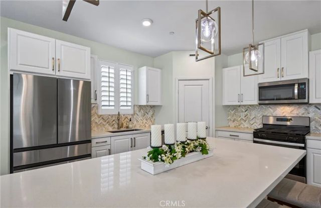 7691 Messina Heights, Highland, CA 92346