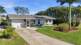 5225 Pocatella CT, Cape Coral, FL 33904