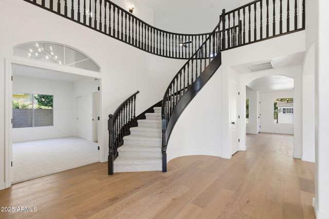 4018 E ADOBE Drive, Phoenix, AZ 85050