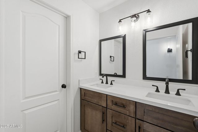 4018 E ADOBE Drive, Phoenix, AZ 85050