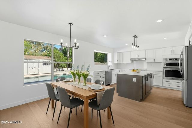 4018 E ADOBE Drive, Phoenix, AZ 85050