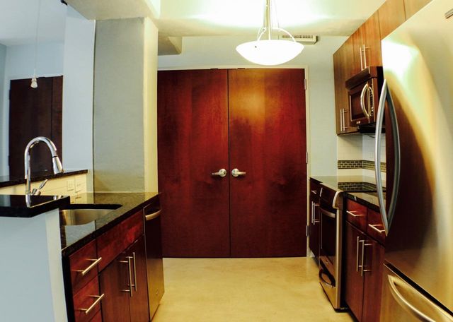 800 Brazos ST 903, Austin, TX 78701