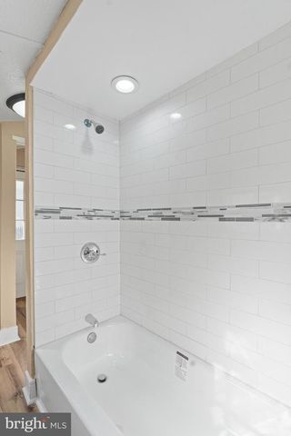 50 PINE ST, Beverly, NJ 08010