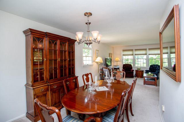 494 OVERLOOK DR, Warminster, PA 18974