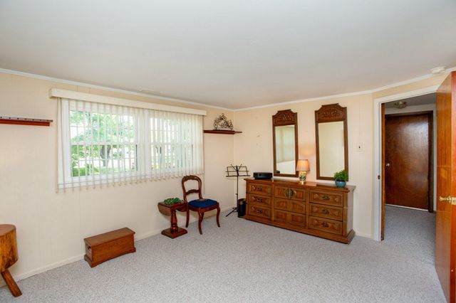 494 OVERLOOK DR, Warminster, PA 18974
