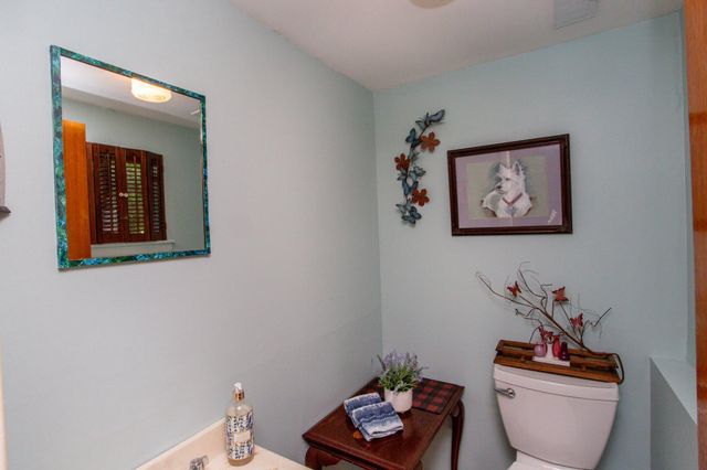 494 OVERLOOK DR, Warminster, PA 18974