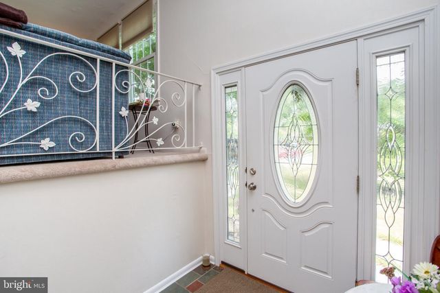 494 OVERLOOK DR, Warminster, PA 18974