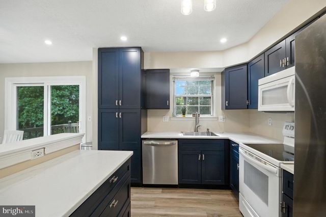 18245 LINTON CT, Dumfries, VA 22026