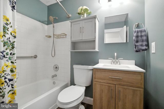 18245 LINTON CT, Dumfries, VA 22026