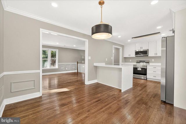 8819 DAMASCUS RD, Damascus, MD 20872