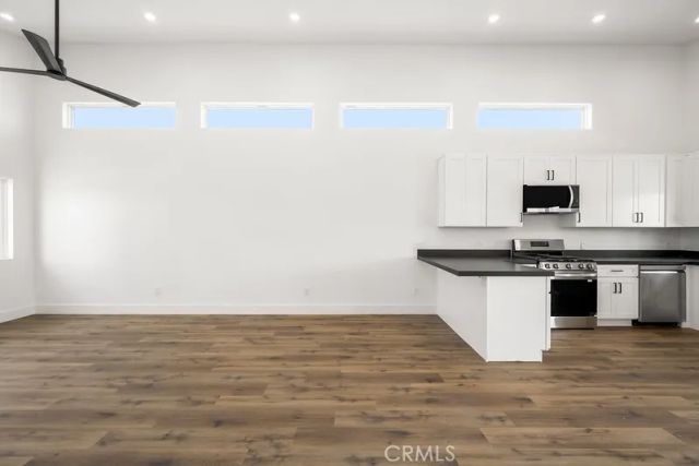 881 Capital St, Costa Mesa, CA 92627