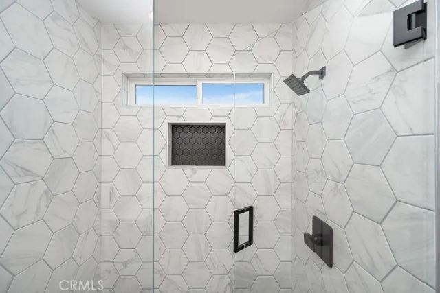 881 Capital St, Costa Mesa, CA 92627