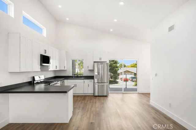 881 Capital St, Costa Mesa, CA 92627
