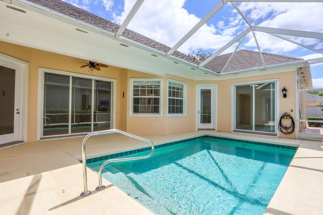 122 Marlberry Circle, Jupiter, FL 33458