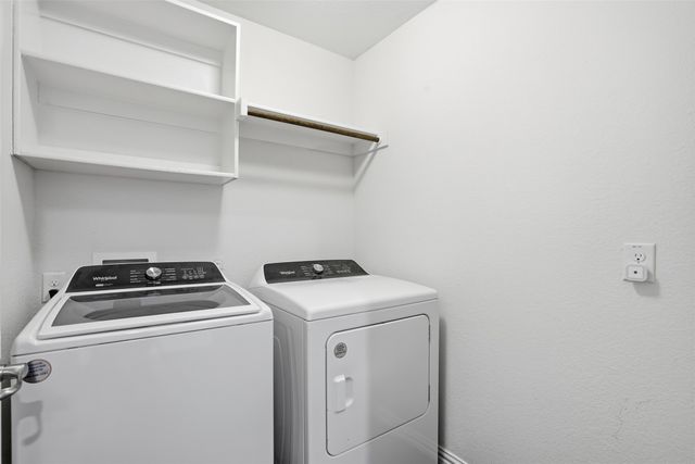 9110 S Field Lane, Arlington, TX 76002