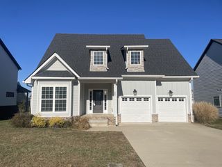 487 Spiderwort Dr, Clarksville, TN 37043