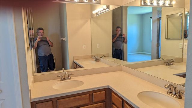 19251 STONE HEDGE DRIVE, Tampa, FL 33647