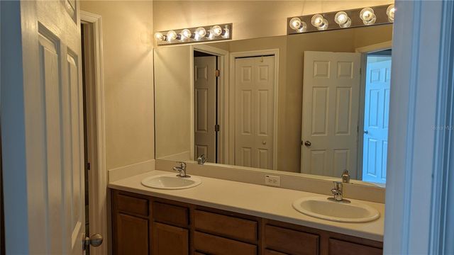 19251 STONE HEDGE DRIVE, Tampa, FL 33647