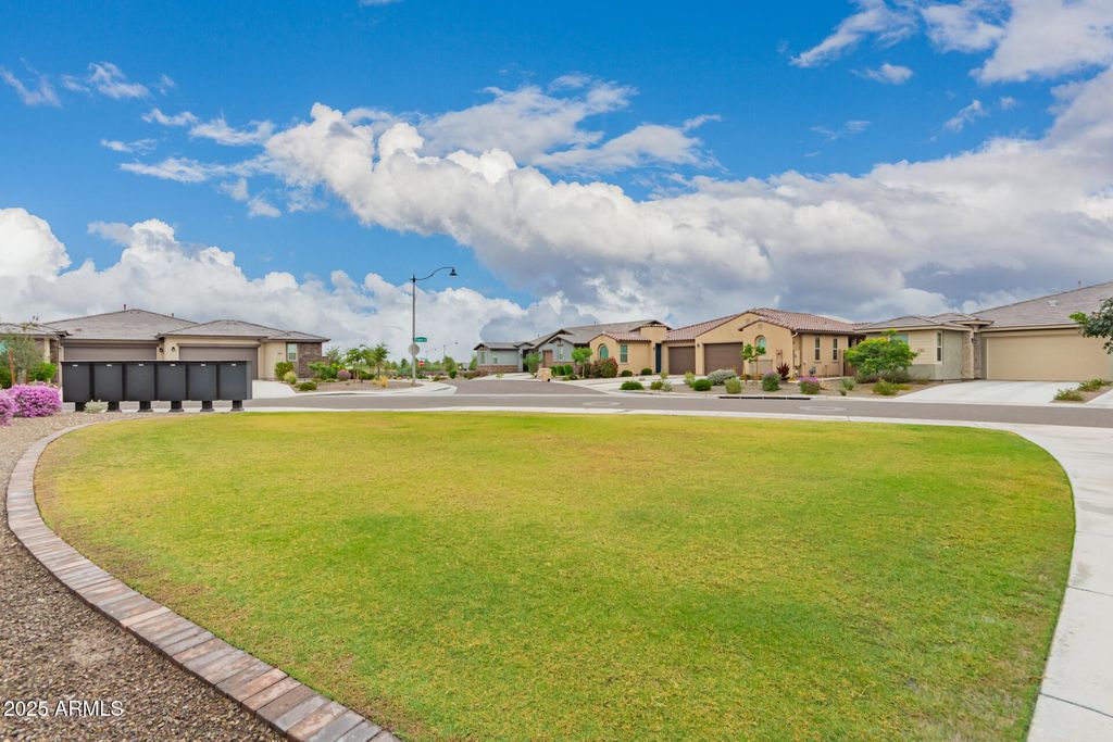 Image 42 of property listing at 5365 N 205TH Drive, Buckeye, AZ 85396