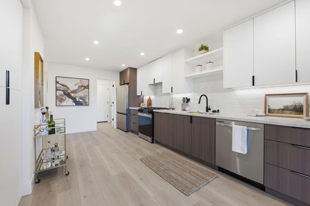 3400 Douglas Court, San Mateo, CA 94403