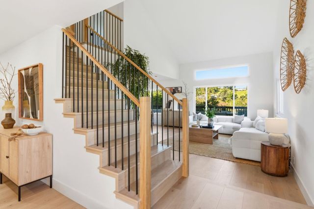 3400 Douglas Court, San Mateo, CA 94403