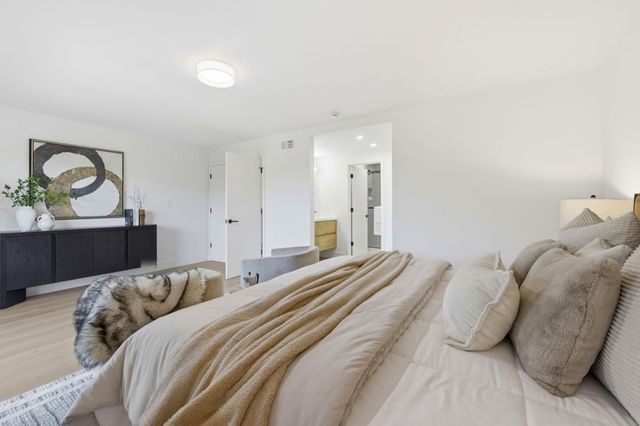 3400 Douglas Court, San Mateo, CA 94403