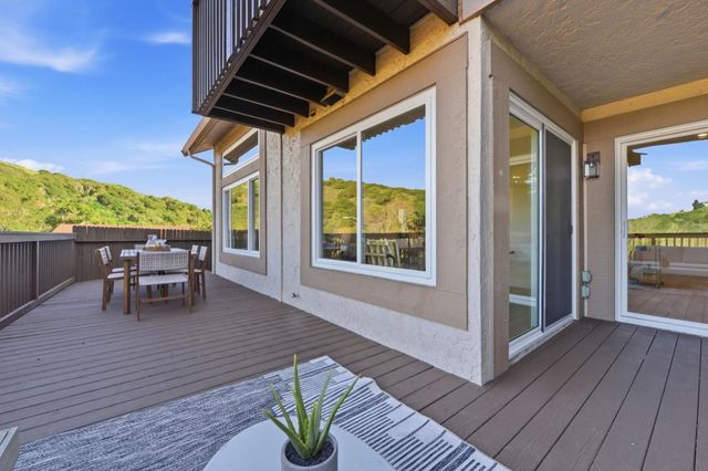 3400 Douglas Court, San Mateo, CA 94403