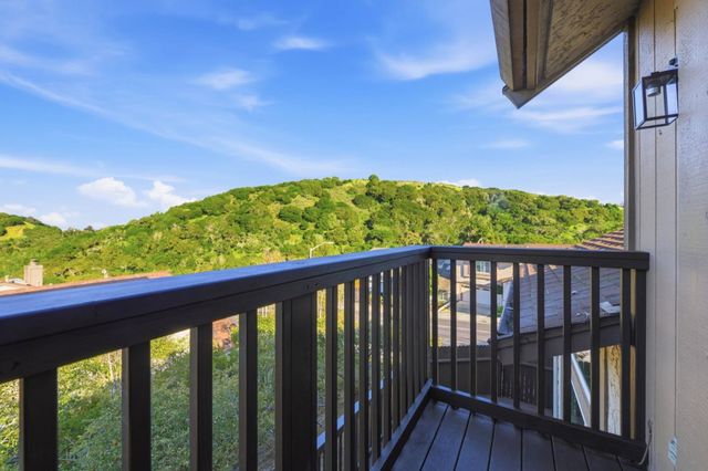 3400 Douglas Court, San Mateo, CA 94403