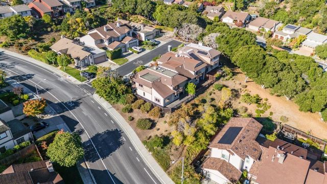 3400 Douglas Court, San Mateo, CA 94403