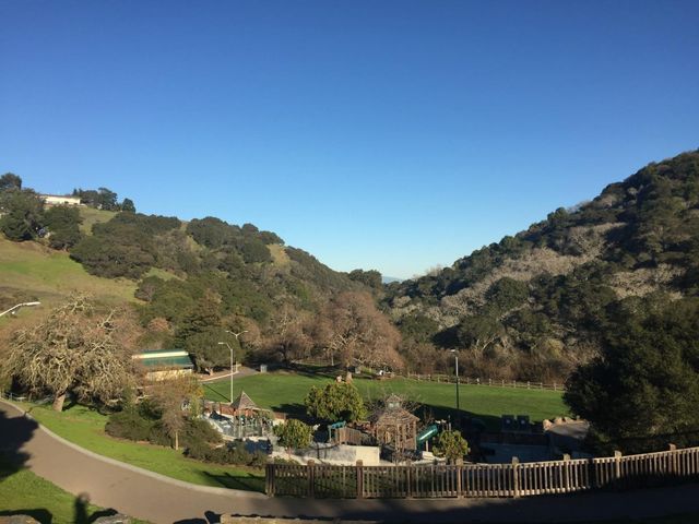 3400 Douglas Court, San Mateo, CA 94403