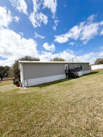 19363 NW 262nd Street, Okeechobee, FL 34972
